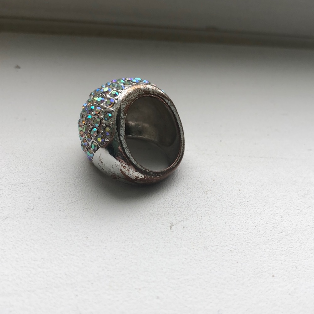 Ring - Picture 3 of 3